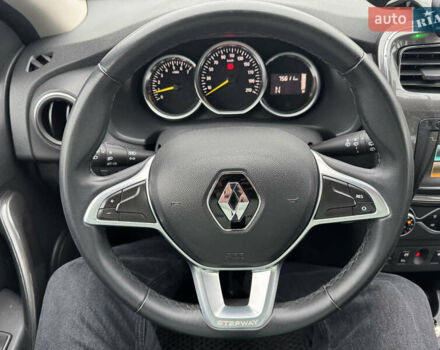 Червоний Рено Сандеро, об'ємом двигуна 0.9 л та пробігом 75 тис. км за 8890 $, фото 17 на Automoto.ua