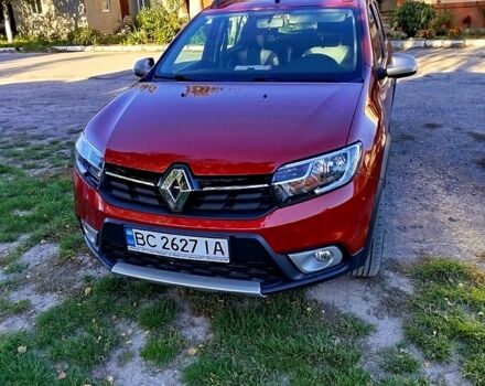 Рено Сандеро 2019 в Каменце-Подольском на Automoto.ua Красный Рено Сандеро, объемом двигателя 0.9 л и пробегом 49 тыс. км за 10700 $, фото 2 на Automoto.ua