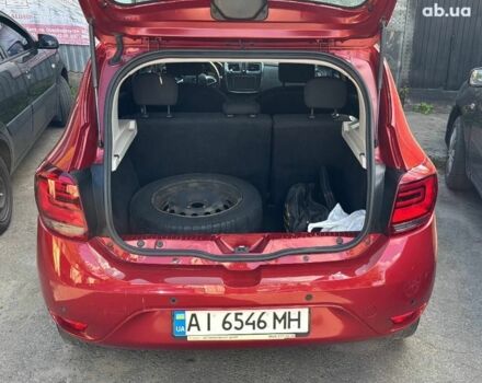 Красный Рено Сандеро, объемом двигателя 1 л и пробегом 78 тыс. км за 7800 $, фото 3 на Automoto.ua