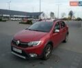 Красный Рено Сандеро, объемом двигателя 0.9 л и пробегом 59 тыс. км за 10500 $, фото 1 на Automoto.ua