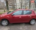 Красный Рено Сандеро, объемом двигателя 0.9 л и пробегом 18 тыс. км за 11000 $, фото 2 на Automoto.ua