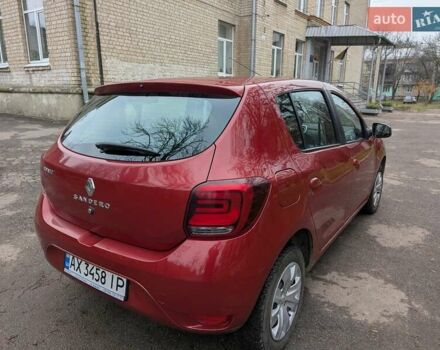 Красный Рено Сандеро, объемом двигателя 0.9 л и пробегом 18 тыс. км за 11000 $, фото 3 на Automoto.ua