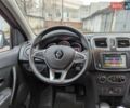 Красный Рено Сандеро, объемом двигателя 0.9 л и пробегом 18 тыс. км за 11000 $, фото 4 на Automoto.ua