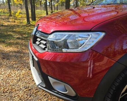 Червоний Рено Сандеро, об'ємом двигуна 0.9 л та пробігом 65 тис. км за 11500 $, фото 4 на Automoto.ua