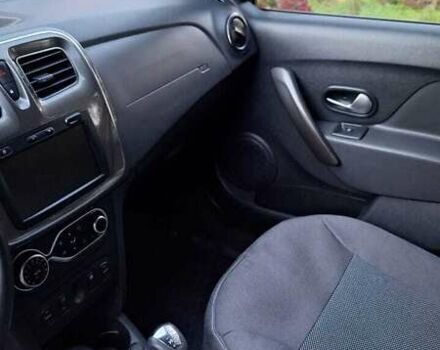 Червоний Рено Сандеро, об'ємом двигуна 0.9 л та пробігом 65 тис. км за 11500 $, фото 24 на Automoto.ua