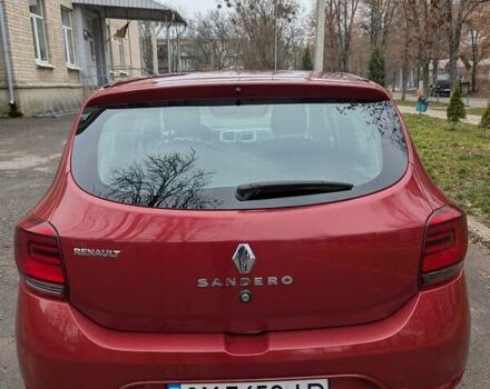 Красный Рено Сандеро, объемом двигателя 0.9 л и пробегом 18 тыс. км за 11000 $, фото 1 на Automoto.ua
