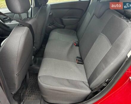 Красный Рено Сандеро, объемом двигателя 1 л и пробегом 43 тыс. км за 9880 $, фото 12 на Automoto.ua