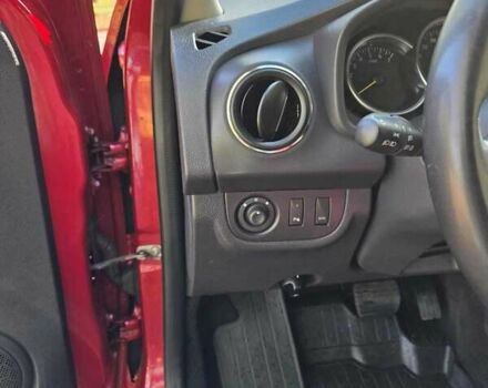 Червоний Рено Сандеро, об'ємом двигуна 0.9 л та пробігом 65 тис. км за 11500 $, фото 18 на Automoto.ua