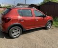 Красный Рено Сандеро, объемом двигателя 0.9 л и пробегом 70 тыс. км за 11800 $, фото 4 на Automoto.ua