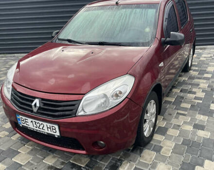 Червоний Рено Сандеро, об'ємом двигуна 1.6 л та пробігом 135 тис. км за 6800 $, фото 1 на Automoto.ua