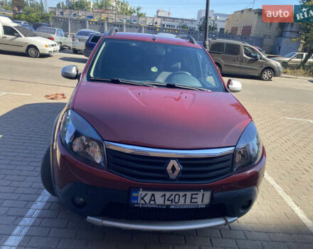 Червоний Рено Сандеро, об'ємом двигуна 1.6 л та пробігом 145 тис. км за 5700 $, фото 1 на Automoto.ua