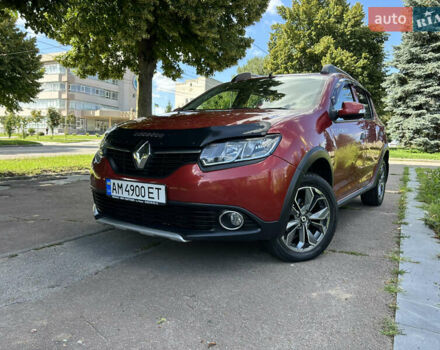 Красный Рено Сандеро, объемом двигателя 1.6 л и пробегом 133 тыс. км за 9150 $, фото 1 на Automoto.ua