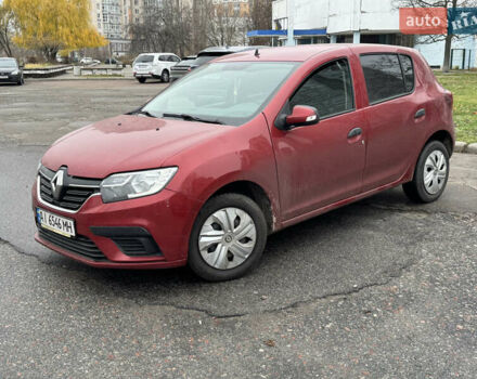 Красный Рено Сандеро, объемом двигателя 1 л и пробегом 80 тыс. км за 6200 $, фото 1 на Automoto.ua