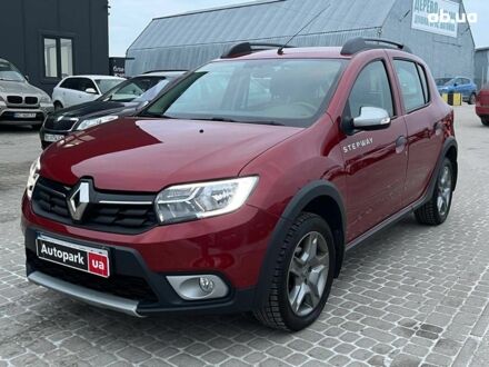 Рено Сандеро 2019 в Львове на Automoto.ua Красный Рено Сандеро, объемом двигателя 0.9 л и пробегом 47 тыс. км за 11890 $, фото 1 на Automoto.ua