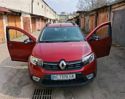 Красный Рено Сандеро, объемом двигателя 1.46 л и пробегом 52 тыс. км за 11800 $, фото 1 на Automoto.ua
