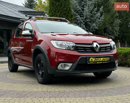 Червоний Рено Сандеро, об'ємом двигуна 0.9 л та пробігом 117 тис. км за 11200 $, фото 1 на Automoto.ua