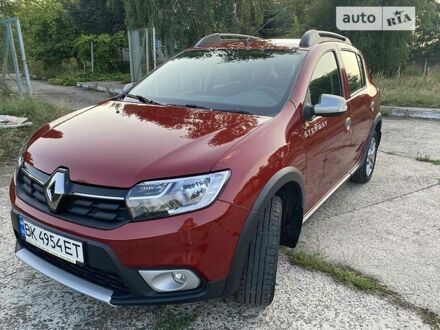 Рено Сандеро 2020 в Вараш (Кузнецовск) на Automoto.ua Красный Рено Сандеро, объемом двигателя 0.9 л и пробегом 50 тыс. км за 10799 $, фото 1 на Automoto.ua