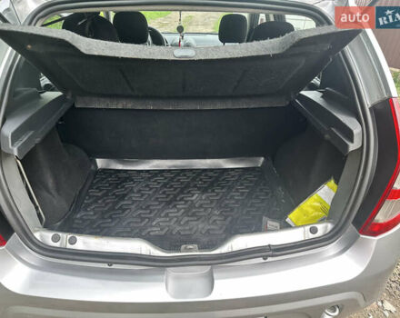 Рено Сандеро, объемом двигателя 0 л и пробегом 140 тыс. км за 6000 $, фото 6 на Automoto.ua