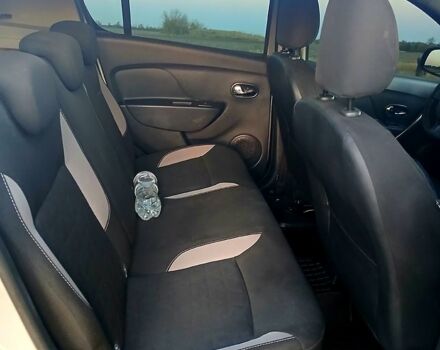 Рено Сандеро, объемом двигателя 1.5 л и пробегом 130 тыс. км за 10000 $, фото 4 на Automoto.ua