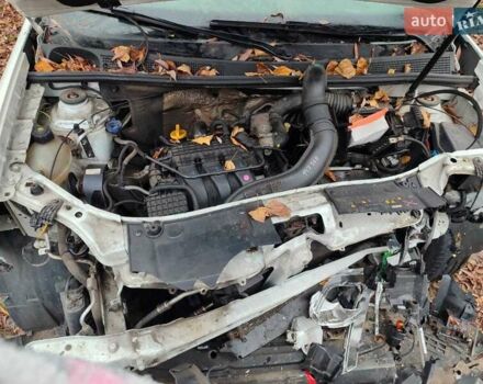 Рено Сандеро, об'ємом двигуна 1 л та пробігом 180 тис. км за 3500 $, фото 6 на Automoto.ua