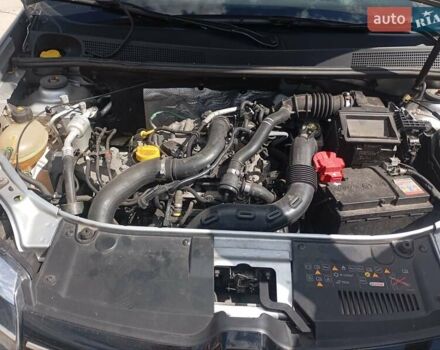 Рено Сандеро, об'ємом двигуна 0.9 л та пробігом 74 тис. км за 4900 $, фото 2 на Automoto.ua