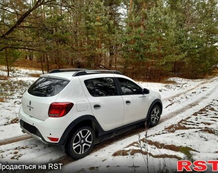 Рено Сандеро, объемом двигателя 1.5 л и пробегом 28 тыс. км за 14899 $, фото 4 на Automoto.ua