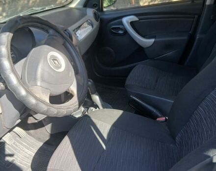 Рено Сандеро, об'ємом двигуна 1.4 л та пробігом 274 тис. км за 3300 $, фото 1 на Automoto.ua