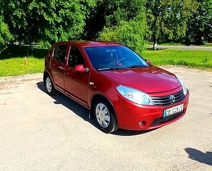 Рено Сандеро, объемом двигателя 1.6 л и пробегом 143 тыс. км за 6500 $, фото 1 на Automoto.ua