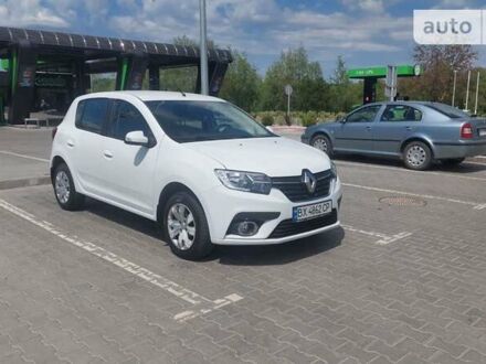 Рено Сандеро 2019 в Хмельницком на Automoto.ua Рено Сандеро, объемом двигателя 1 л и пробегом 19 тыс. км за 9300 $, фото 1 на Automoto.ua