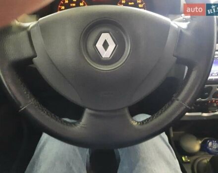 Серый Рено Сандеро, объемом двигателя 1.39 л и пробегом 175 тыс. км за 4600 $, фото 11 на Automoto.ua