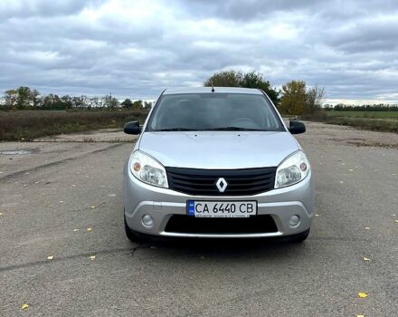 Рено Сандеро 2009 у Умани на Automoto.ua Сірий Рено Сандеро, об'ємом двигуна 1.4 л та пробігом 160 тис. км за 4500 $, фото 1 на Automoto.ua