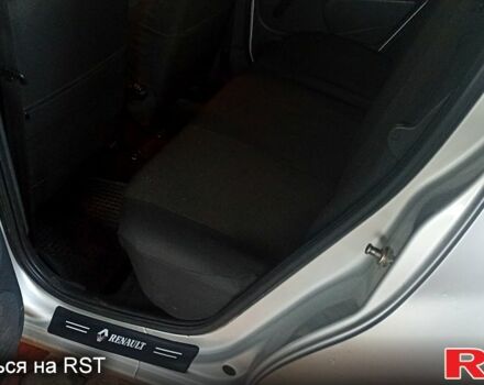 Серый Рено Сандеро, объемом двигателя 1.4 л и пробегом 232 тыс. км за 4200 $, фото 5 на Automoto.ua