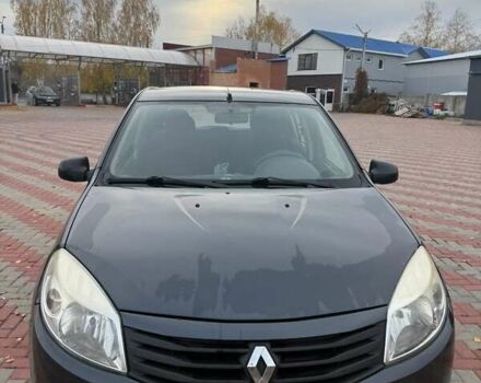 Рено Сандеро 2010 в Белой Церкве на Automoto.ua Серый Рено Сандеро, объемом двигателя 1.39 л и пробегом 238 тыс. км за 4400 $, фото 1 на Automoto.ua