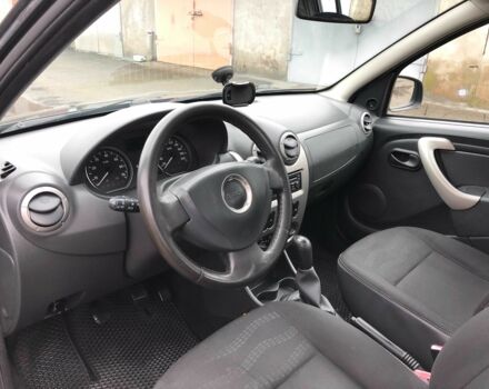 Серый Рено Сандеро, объемом двигателя 1.6 л и пробегом 125 тыс. км за 5500 $, фото 12 на Automoto.ua