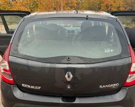 Рено Сандеро 2010 в Белой Церкве на Automoto.ua Серый Рено Сандеро, объемом двигателя 1.39 л и пробегом 238 тыс. км за 4400 $, фото 2 на Automoto.ua