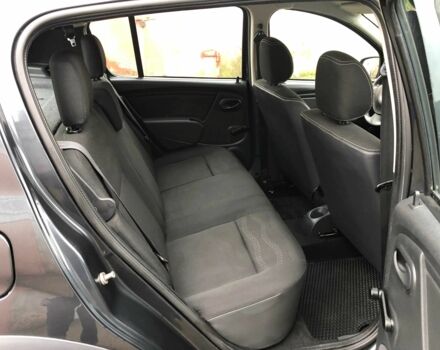 Серый Рено Сандеро, объемом двигателя 1.6 л и пробегом 125 тыс. км за 5500 $, фото 15 на Automoto.ua