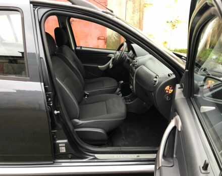 Серый Рено Сандеро, объемом двигателя 1.6 л и пробегом 125 тыс. км за 5500 $, фото 13 на Automoto.ua