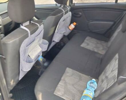 Серый Рено Сандеро, объемом двигателя 1.4 л и пробегом 190 тыс. км за 4600 $, фото 7 на Automoto.ua