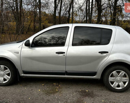 Рено Сандеро 2011 в Лубнах на Automoto.ua Серый Рено Сандеро, объемом двигателя 1.39 л и пробегом 138 тыс. км за 5850 $, фото 3 на Automoto.ua