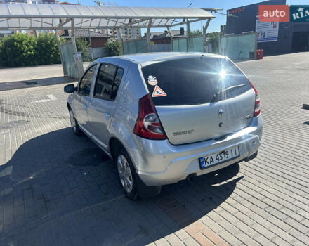 Сірий Рено Сандеро, об'ємом двигуна 1.6 л та пробігом 199 тис. км за 5750 $, фото 2 на Automoto.ua