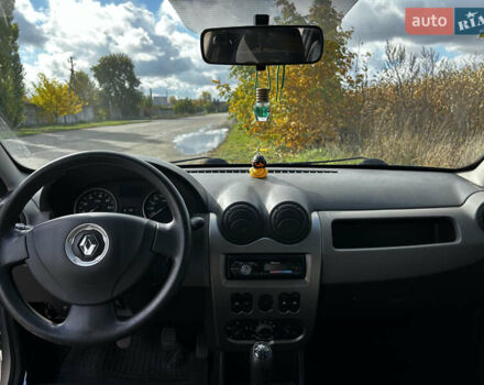 Рено Сандеро 2011 в Лубнах на Automoto.ua Серый Рено Сандеро, объемом двигателя 1.39 л и пробегом 138 тыс. км за 5850 $, фото 8 на Automoto.ua