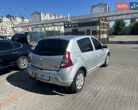 Сірий Рено Сандеро, об'ємом двигуна 1.6 л та пробігом 199 тис. км за 5750 $, фото 3 на Automoto.ua