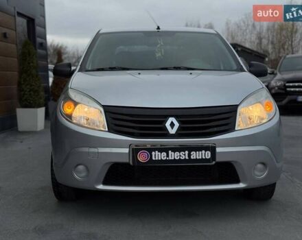 Серый Рено Сандеро, объемом двигателя 1.39 л и пробегом 252 тыс. км за 5300 $, фото 6 на Automoto.ua