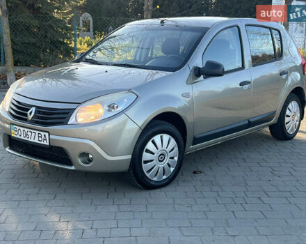 Серый Рено Сандеро, объемом двигателя 1.39 л и пробегом 200 тыс. км за 3900 $, фото 5 на Automoto.ua