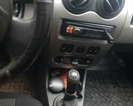 Сірий Рено Сандеро, об'ємом двигуна 1.39 л та пробігом 179 тис. км за 5200 $, фото 1 на Automoto.ua