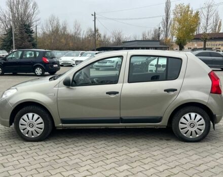 Серый Рено Сандеро, объемом двигателя 1.4 л и пробегом 202 тыс. км за 5400 $, фото 3 на Automoto.ua