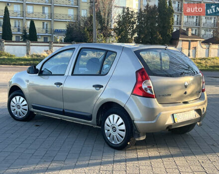 Серый Рено Сандеро, объемом двигателя 1.39 л и пробегом 200 тыс. км за 3900 $, фото 1 на Automoto.ua