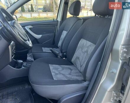 Серый Рено Сандеро, объемом двигателя 1.39 л и пробегом 201 тыс. км за 5499 $, фото 17 на Automoto.ua