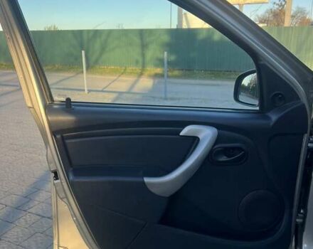 Серый Рено Сандеро, объемом двигателя 1.39 л и пробегом 201 тыс. км за 5499 $, фото 24 на Automoto.ua