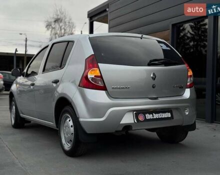 Серый Рено Сандеро, объемом двигателя 1.39 л и пробегом 252 тыс. км за 5300 $, фото 4 на Automoto.ua